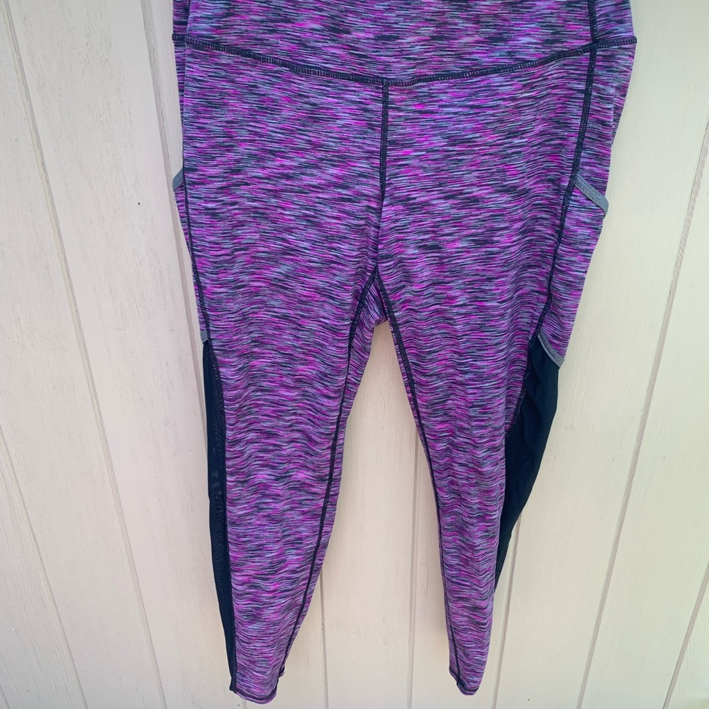 Torrid size 1 pink space dye legging w/POCKETS